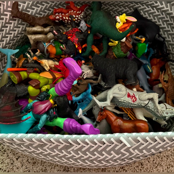 Huge figurine lot!